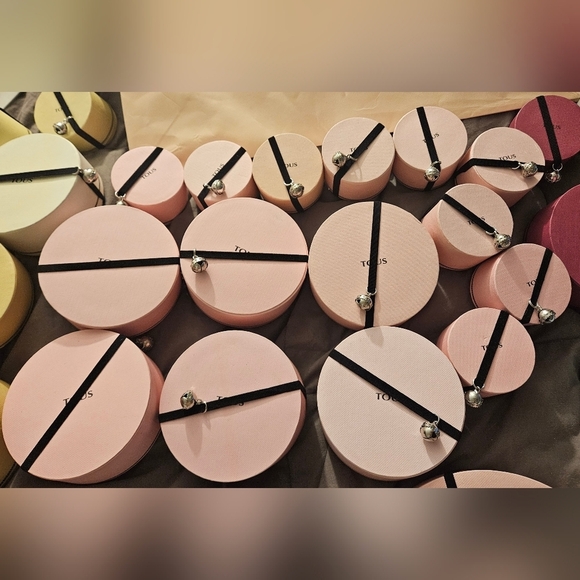 Lot Tous Gift Boxes w Inserts Shopping Bags Bracelet Necklace Ring Charm Jewelry - Picture 13 of 16